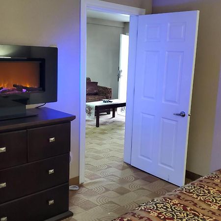 Shoreside Inn & Suites Wabamun Chambre photo