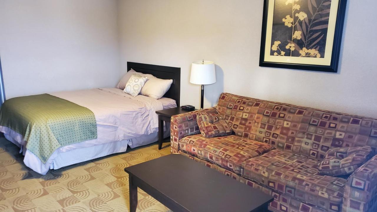 Shoreside Inn & Suites Wabamun Extérieur photo