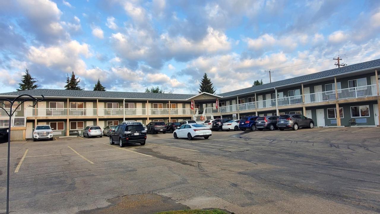 Shoreside Inn & Suites Wabamun Extérieur photo
