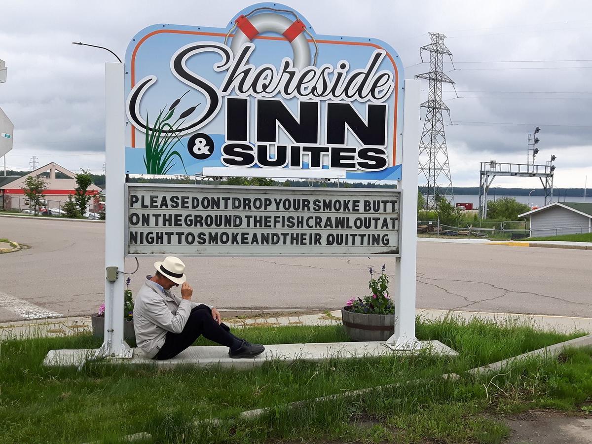Shoreside Inn & Suites Wabamun Extérieur photo